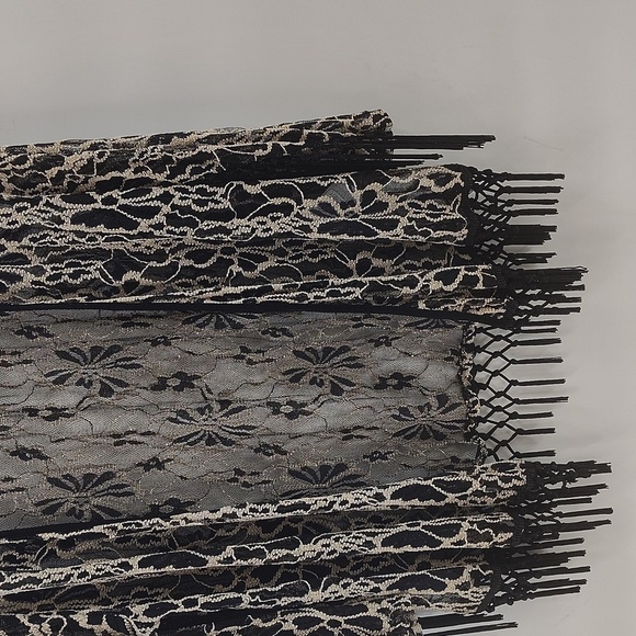 Anthropologie Ryu Black Lace Mesh Open Kimono Cardigan Size Medium w Fringe - Picture 3 of 8